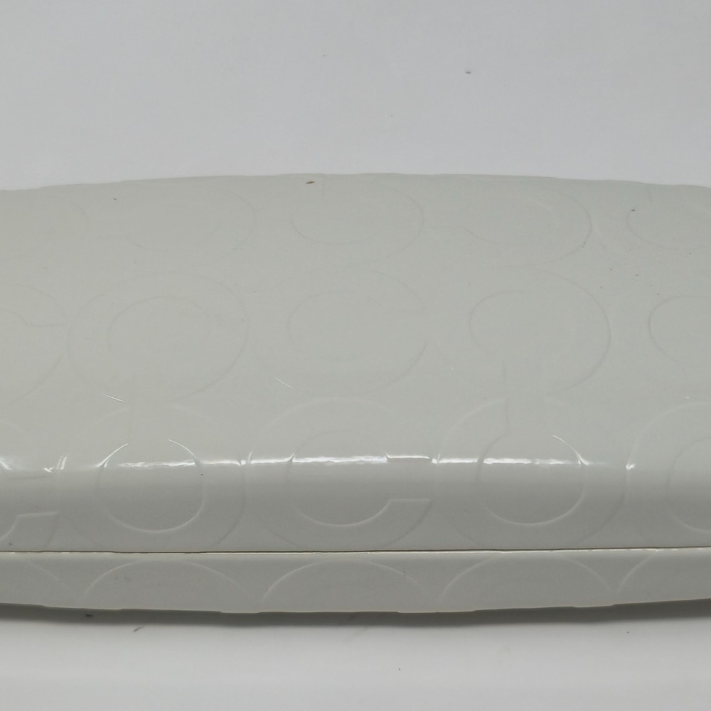 Coach Ivory White Embossed Signature Eyeglass Hard Shell Case & Cloth 6 1/4" - Picture 2 of 7